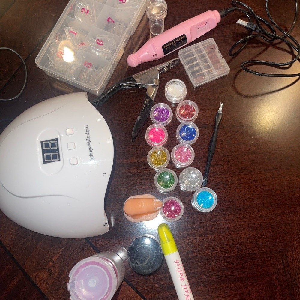 Nail Set - Picture 3 of 4